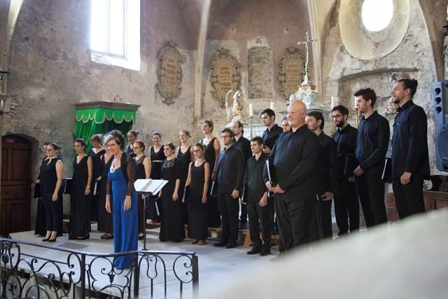 Italijanski mladinski zbor z dirigentko Roberto Paraninfo Foto: Michel Cure