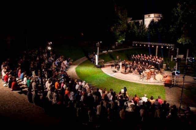 Coro Filarmonico Trentino in Vokalna akademija Ljubljana z dirigentom Stojanom Kuretom, Grad Kromberk, Nova Gorica, 2014 Foto: arhiv zbora